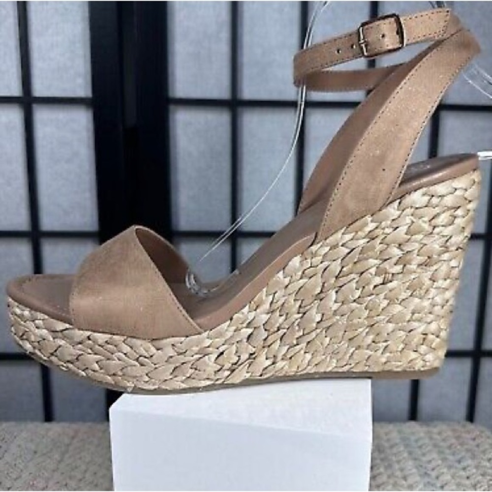 BP WEDGE PLATFORM SIZE 8
